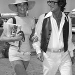 Ali MacGraw and her husband Robert Evans at Rome airport (1971)