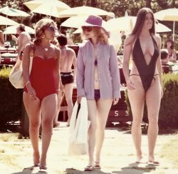 Borscht Belt Singles Weekend in the 70s Screenshot