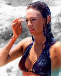 Jacqueline Bisset ‘The Deep’ – (1977).