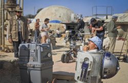 Kenny Baker eating lunch • Behind the Scenes of Star Wars • Tunisa, 1976