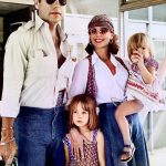 Natalie Wood arriving in London with her husband Robert Wagner and their children Natasha Gregson Wagner and Courtney Wagner. (1976)