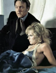 Julie-Ege-and-Donald-Sinden-in-Rentadick-1972