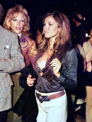 Raquel Welch at Polly Bergen’s party in Century City, California. (1971)